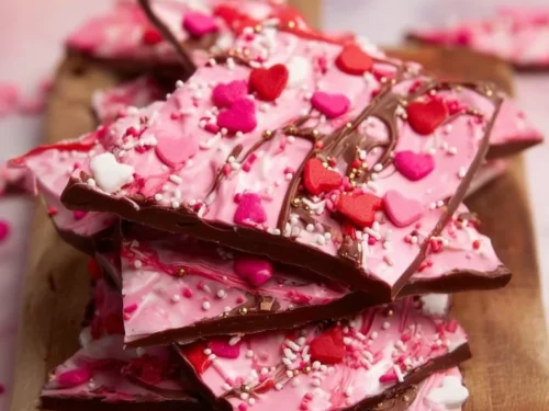 Delicious Valentine's Chocolate Bark for sweet treats and snacks